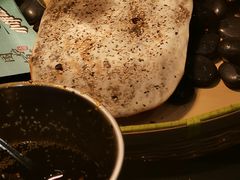 梅干菜肉锅盔-围炉三国锅盔(平江万达店)