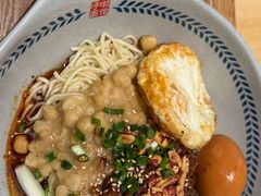 -呼啦面馆·头牌豌杂面(建新东路店)