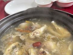 -花苑美食横琴生蚝火锅(拱北粤华路店)