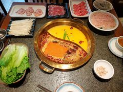 -小天鹅火锅·一线江景洪鼎旗舰店(洪崖洞店)