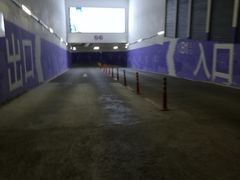 -成都银泰中心-停车场