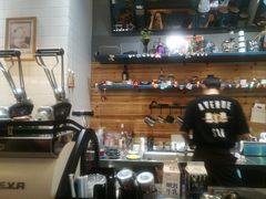 -Be Lived Cafe比例咖啡(摩天轮店)