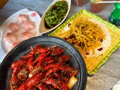 -肥肥虾庄·金牌油焖大虾(杨园滨江时代walk店)