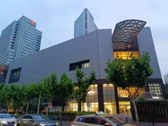-LuOne凯德晶萃广场(徐家汇路店)