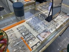 -世纪大明眼镜·林德伯格·蔡司官方授权店(武昌旗舰店)