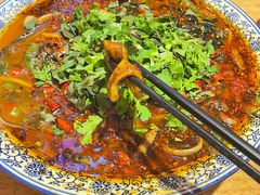-谢老五跷脚牛肉·非遗传承店