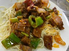 -青海特色美食小炒炕锅牦牛肉火锅