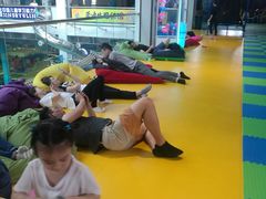 -蒙特利亲子乐园