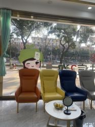 -苗医生专业祛痘·皮肤管理