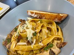 -明谦·Coffee&Cocktail Bar(美您公园店)
