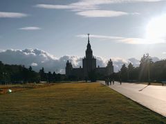 -莫斯科大学