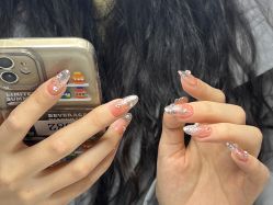 -Touch Nail·品质·美甲美睫