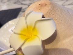 -三亚亚龙湾瑞吉酒店·宴悦Driftwood·游水海鲜·牛排·草坪·私人定制