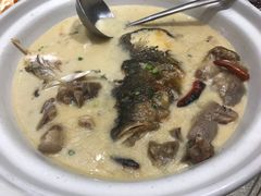 -小蓝鲸湖北菜(八一路店)