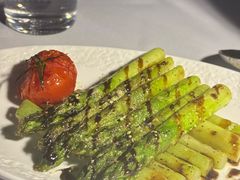 扒芦笋配芝士-Kathleen's Waitan 凯圣琳江景西餐厅(外滩店)