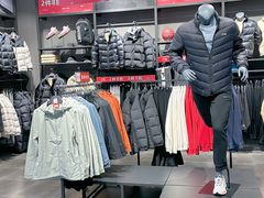 -王府井奥莱临潼小镇(临潼店)