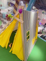 -MINI MARS KIDS CLUB亲子家庭中心(长宁天山店)