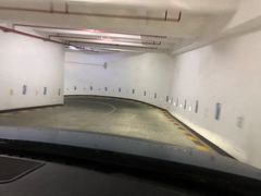 -丁香国际商业中心-停车场