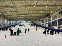 -乔波室内滑雪场