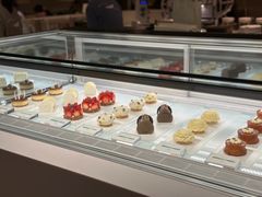 -潮一不贰·法式甜品·生日蛋糕·西式简餐(外滩店)