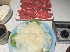 -贵府酸汤牛肉火锅·贵州老字号(飞山街店)