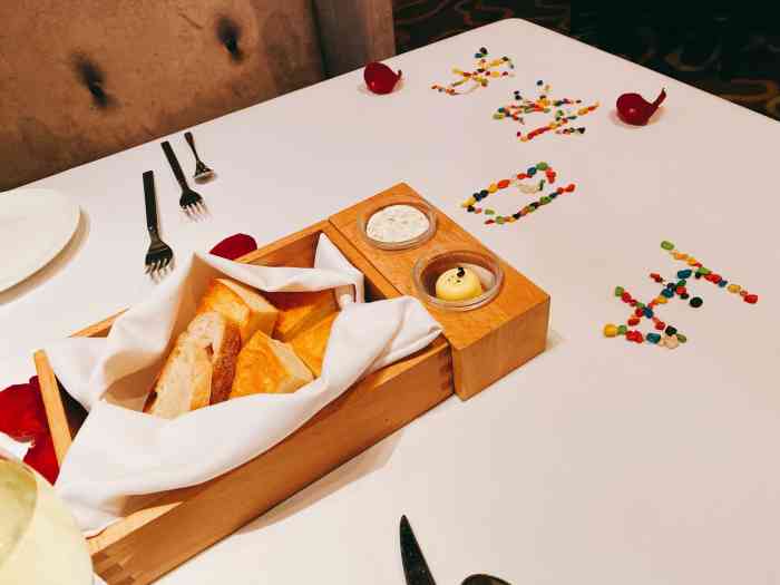 王品牛排(广州环市东店)-"服务:真心无得弹,提起预约告知要庆生,会.