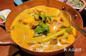 Green Curry Beef Brisket