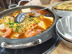 -牛信亭韩国料理·炭火烤肉(紫藤路店)