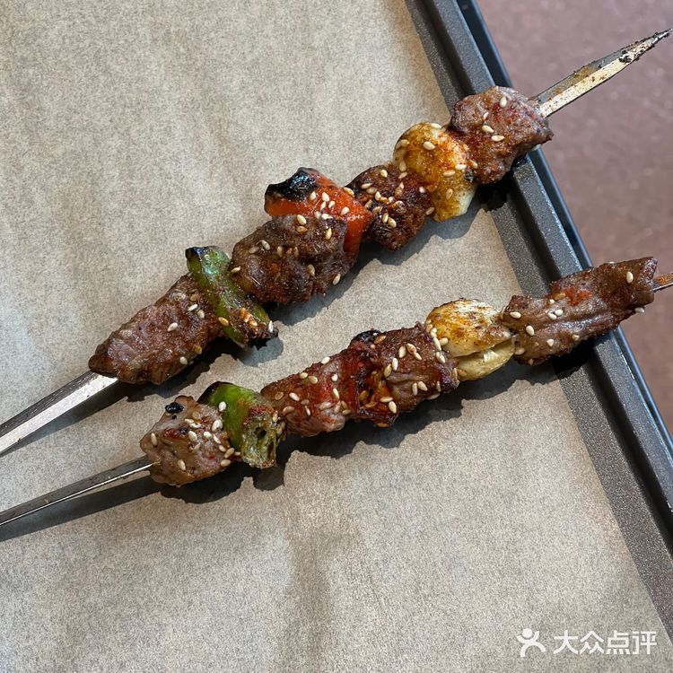 就蒜吃！羊倌烤羊排还有点东西的