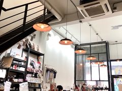 -无牌咖啡&酒馆