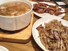 招牌养生鸽王汤-鸽味轩·粤菜小馆(高楼门总店)