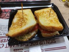 -The Habit Burger Grill 哈比特汉堡(爱琴海店)