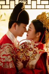 -雪中彩影婚纱摄影·微光艺术中心