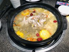 -野迹·石橄榄鸡·烧烤(新洲店)