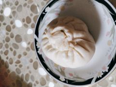 -白玉兰食品甜凤店(合生汇店)