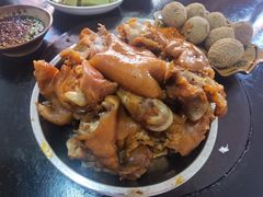 -青岩季姨妈卤猪脚店