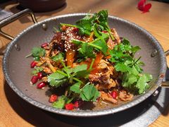 手撕扁担鸡-吃饭皇帝大(解放西路店)
