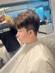 -BULB STUDIO 巴柏明星发型工作室