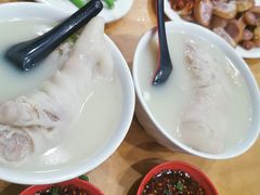 -雷祖芳老妈蹄花店