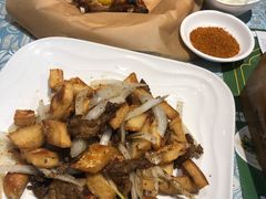 馕丁炒烤肉-巴扎美食·新疆菜·西域歌舞表演餐厅(新疆大厦店)