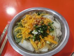 清汤三丝云吞面-南宁市连升风味小吃店