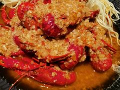 经典蒜香龙虾-红盔甲·小龙虾(天钥桥店)