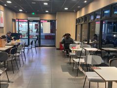 -麦当劳(江湾镇店)