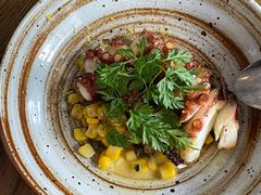 八爪鱼配烤玉米-BOR Eatery(安福路店)