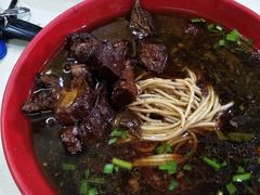 -小龙大肉面馆