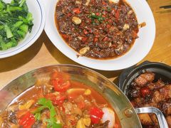 -堂瓦里·33年传统赣菜(第一街区店)