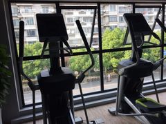 -Liking Fit24小时智能健身(金汇路韩国街店)