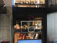 -Air Jordan(世贸天阶店)