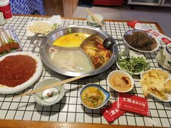 -山悦里 山野·鲜火锅(罗斯福广场店)