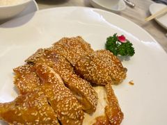 -香港百合居(LCM置汇旭辉广场店)